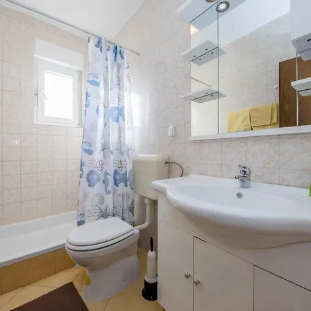 Gasthuis Marija 3*