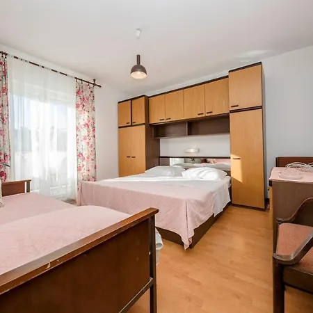 Marija 2822 3*